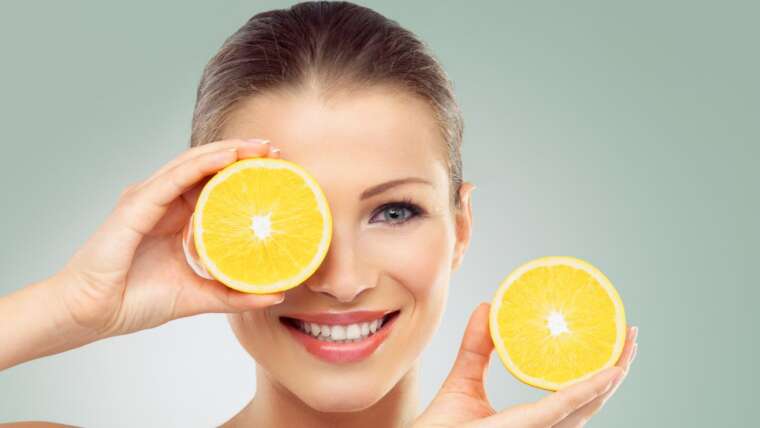 Vitamina C para pele: renove sua pele com este tratamento
